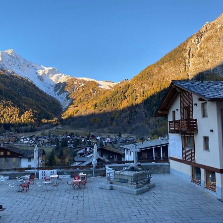 Appartamento Con 3 Camere Da Letto In Centro Courmayeur Extérieur photo