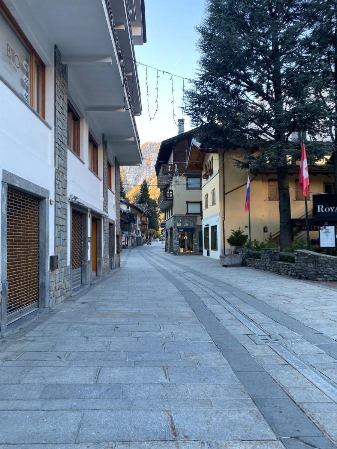 Appartamento Con 3 Camere Da Letto In Centro Courmayeur Extérieur photo